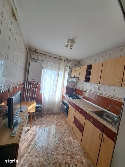 Apartament cu 2 camere decomandat, mobilat în Mircea cel Bătrân