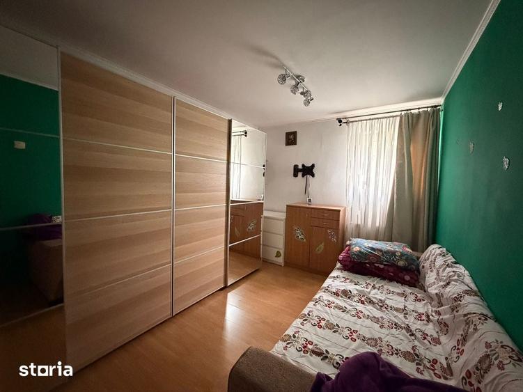 Casă cu 5 camere cu Teren 162 Mp în Băneasa