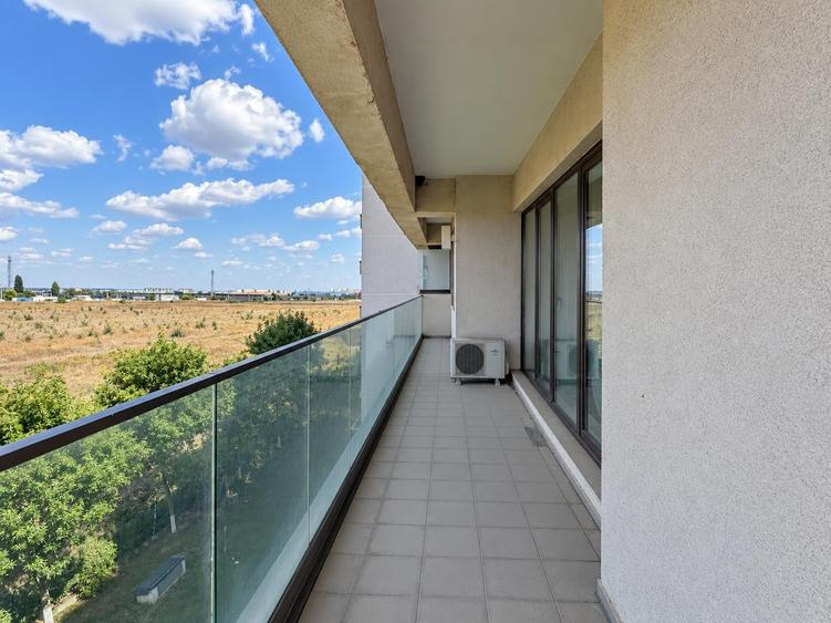 Apartament cu 3 camere semidecomandat, mobilat în Pipera