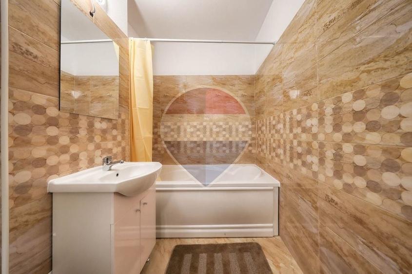 Apartament cu 2 camere semidecomandat în Sânpetru