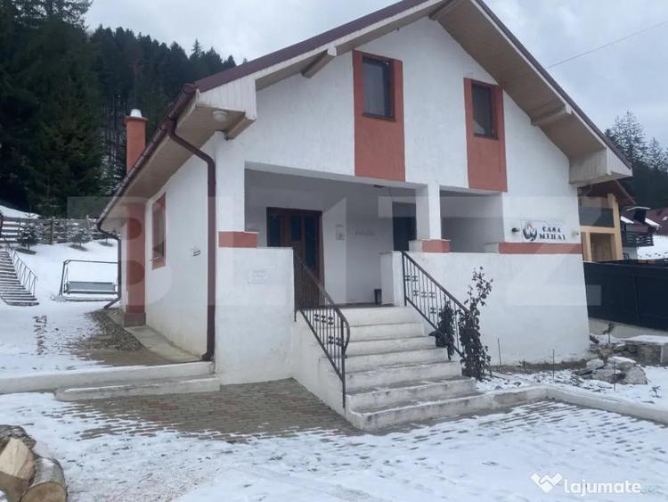 Casă cu 4 camere cu Teren 750 Mp în Central