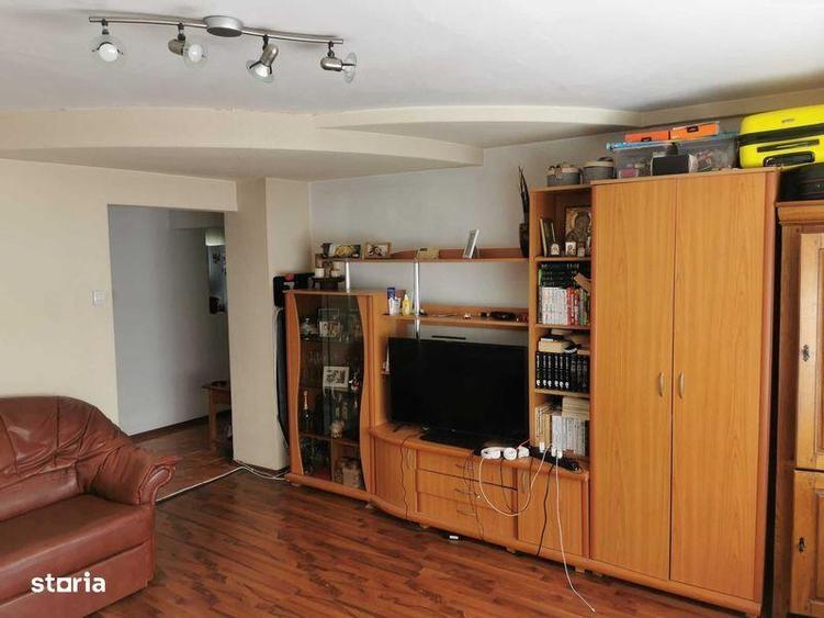 Apartament cu 2 camere decomandat în Letea Veche