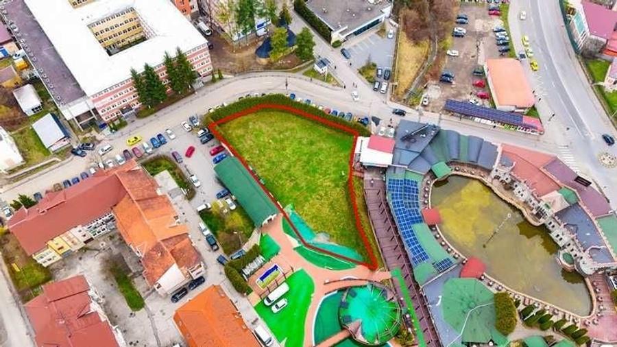 Spațiu comercial, în Petros