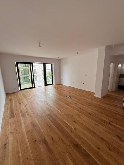 Apartament cu 2 camere decomandat în Sisești