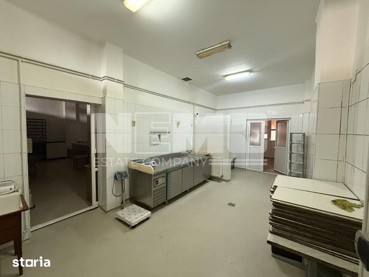 Spațiu comercial, de 496 mp, în Rădăuți