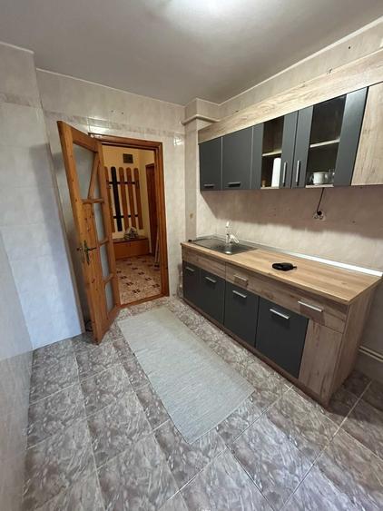 Apartament cu 2 camere decomandat în Mazepa 2