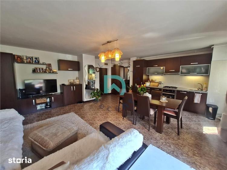 Apartament cu 2 camere semidecomandat, mobilat în Valea Cetății