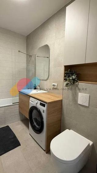 Apartament cu 2 camere semidecomandat în Mărăști