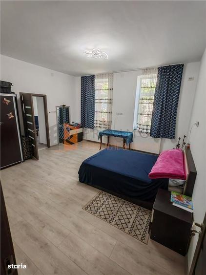 Casă cu 4 camere semidecomandat în Băceni