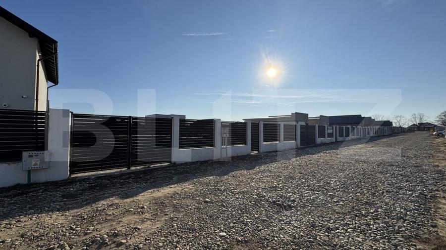 Teren Construcții intravilan de 465 mp, în Exterior Est