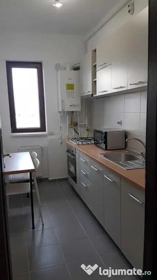 Garsonieră decomandată în Berceni