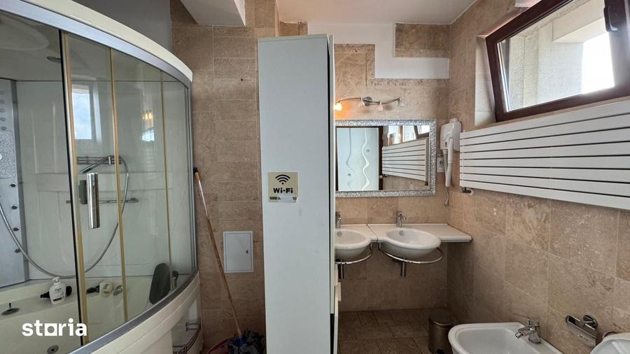 Apartament cu 3 camere în Lunei