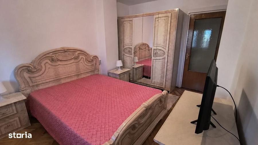 Apartament cu 4 camere decomandat în Kiseleff