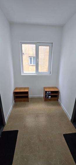 Apartament cu 2 camere semidecomandat în Dobroești