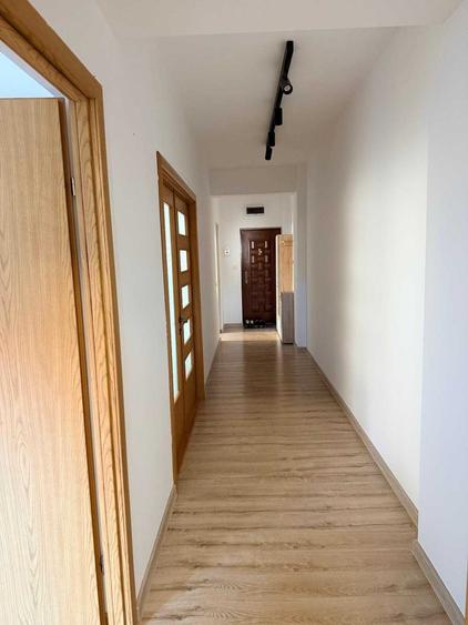Apartament cu 2 camere decomandat în Trivale