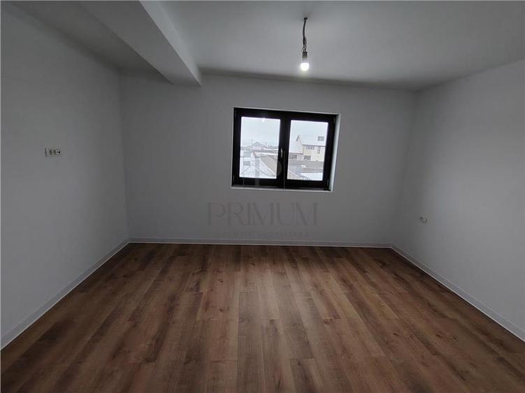 Duplex cu 4 camere cu Teren 365 Mp în Moșnița Veche
