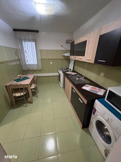 Apartament cu 2 camere decomandat în Drumul Taberei