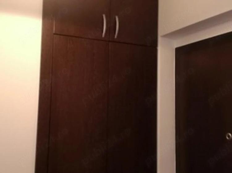 Garsonieră decomandată în Timpuri Noi