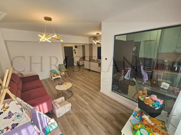 Apartament cu 3 camere decomandat, mobilat în Lujerului