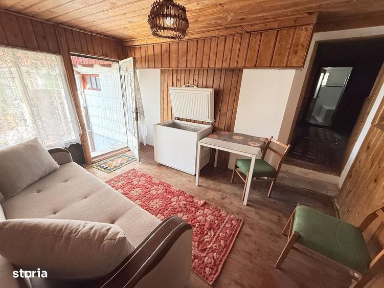 Casă cu 4 camere în Secăria