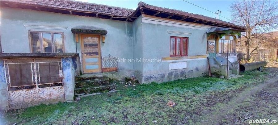 Casa si teren in comuna Orlesti, sat Procopoaia, jude ul Valcea, suprafa?a 3734mp