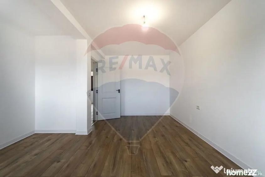 Casă cu 4 camere cu Teren 252 Mp în Tărlungeni