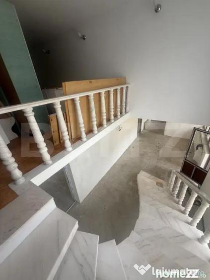Casă cu 4 camere cu Teren 1027 Mp în Central