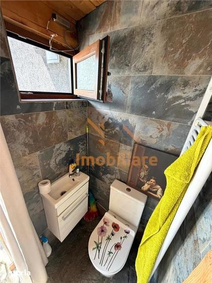 Casă cu 3 camere cu Teren 740 Mp în Girișu de Criș