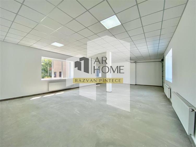 Spațiu industrial, de 280 mp, în Central
