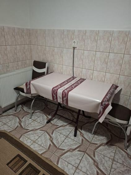 Apartament cu 2 camere decomandat, mobilat în Filiași