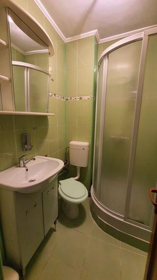 Apartament cu 4 camere semidecomandat în Găvana