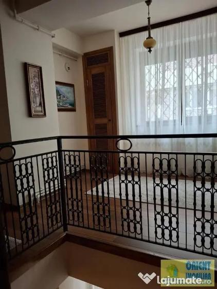 Apartament cu 3 camere decomandat în Ultracentral