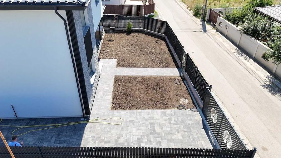Casă cu 4 camere în Breazu