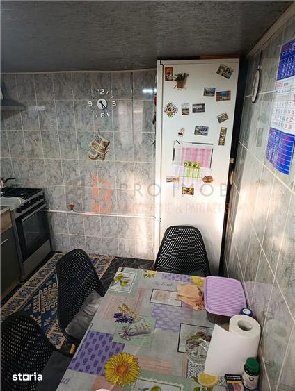Casă cu 2 camere cu Teren 869 Mp în Vadu Pașii