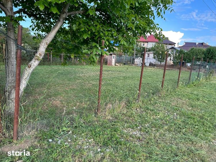 Teren de 472 mp, în Balotești