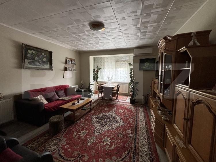 Apartament cu 2 camere decomandat, mobilat în Semicentral