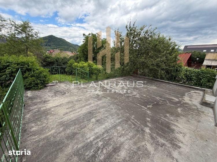 Casă cu 4 camere cu Teren 650 Mp în Orașul Vechi