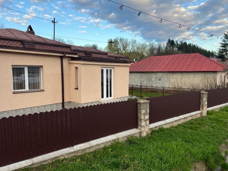Casă individuală cu 4 camere cu Teren 1037 Mp în Câmpuri