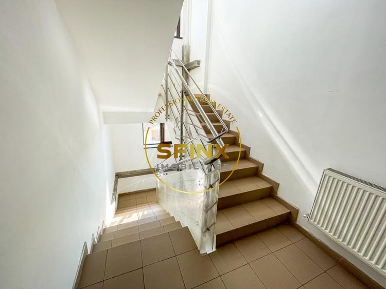 Casă individuală cu 6 camere cu Canalizare în Pipera