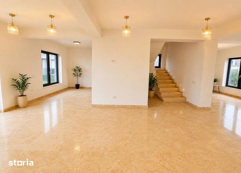 Casă cu 4 camere cu Teren 372 Mp în Agigea