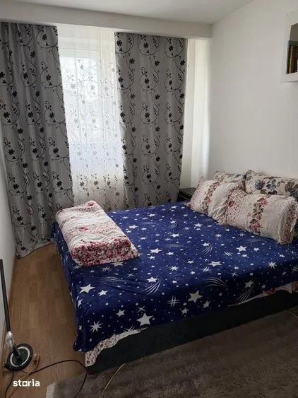 Apartament cu 3 camere decomandat în Rahova