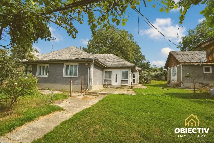 Casă individuală cu 3 camere cu Teren 4850 Mp în Girov