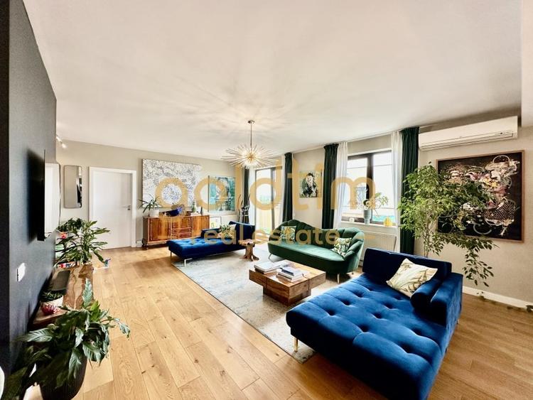 Penthouse cu 4 camere decomandat, mobilat în Pipera