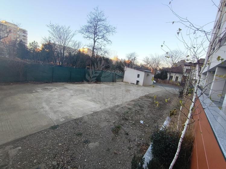 Teren Construcții intravilan de 536 mp, în Central