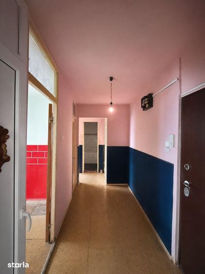 Apartament cu 2 camere decomandat în Rogerius