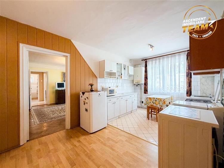 Apartament cu 3 camere nedecomandat în Gării