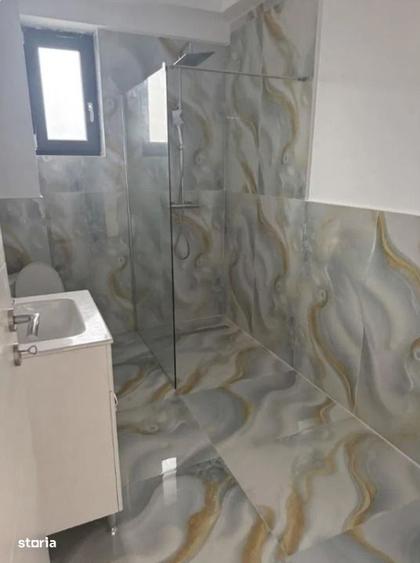 Apartament cu 3 camere în Cetate