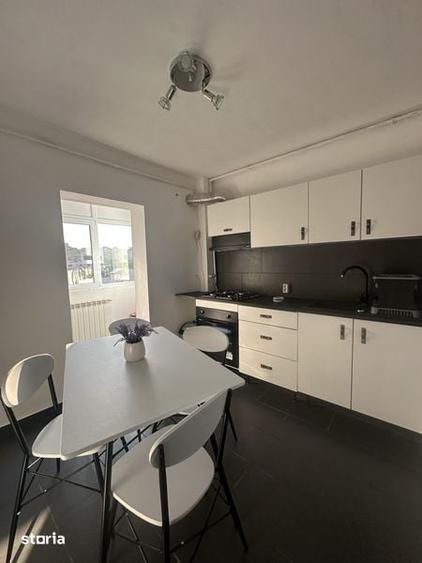Apartament cu 3 camere în Calea București
