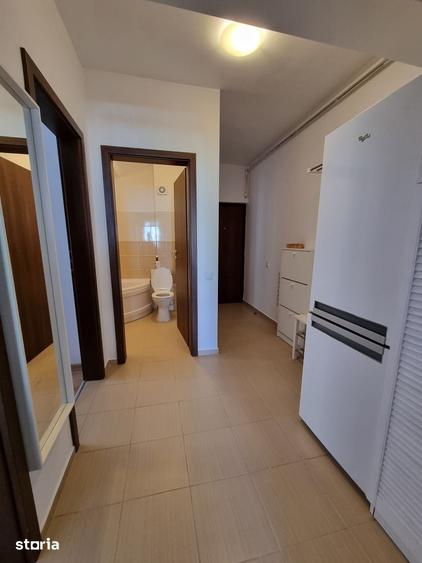 Apartament cu 2 camere decomandat, mobilat în Central