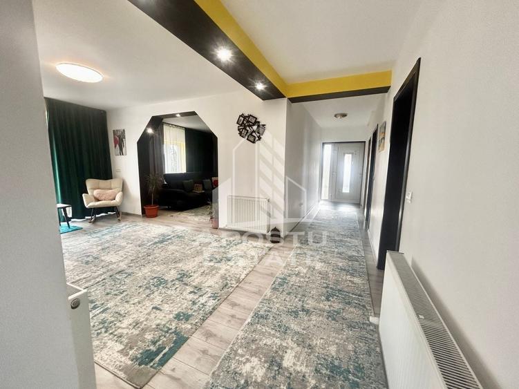 Casă individuală cu 5 camere cu Canalizare în Nord